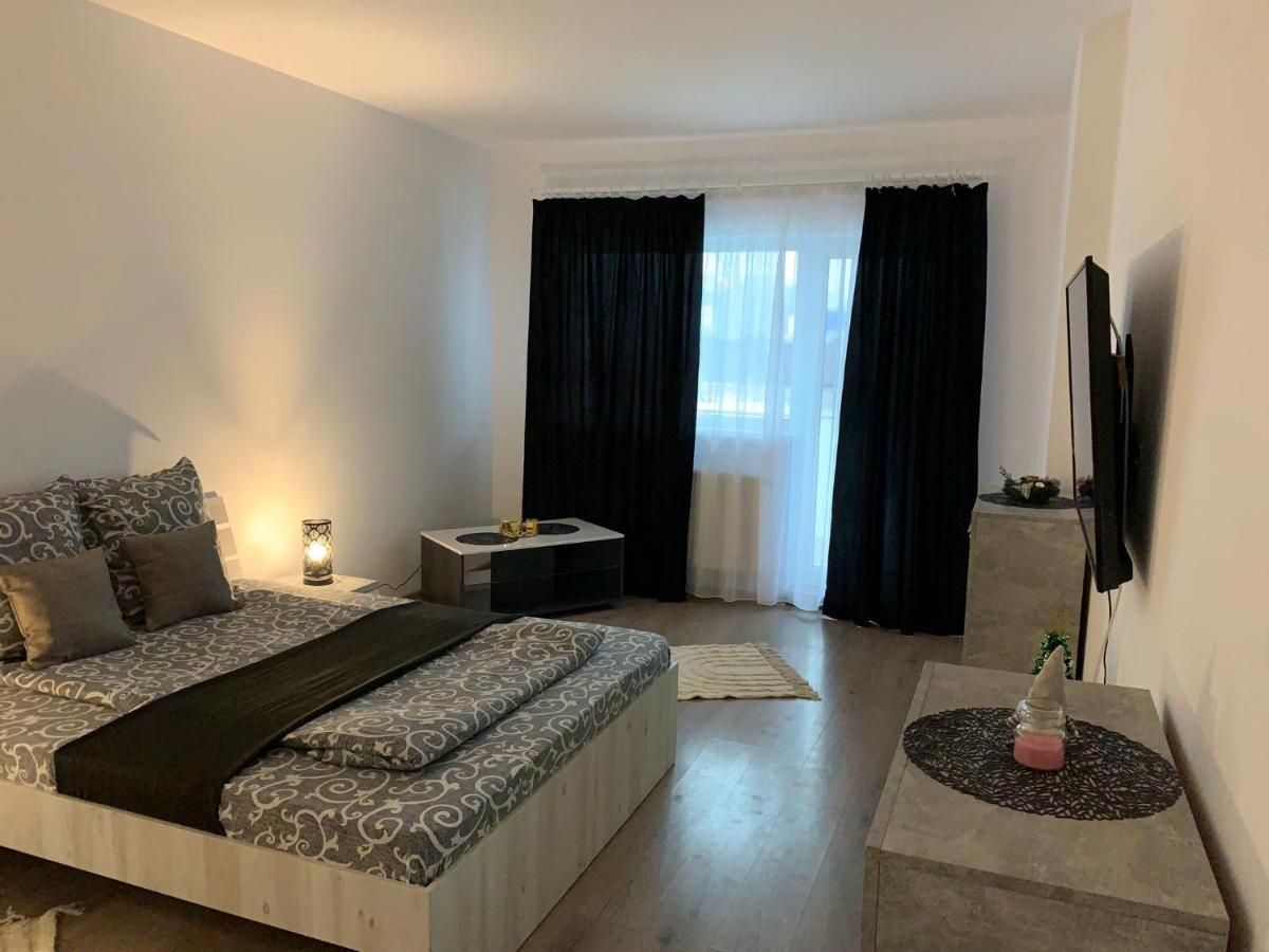 Vivamusapartmentsbv *